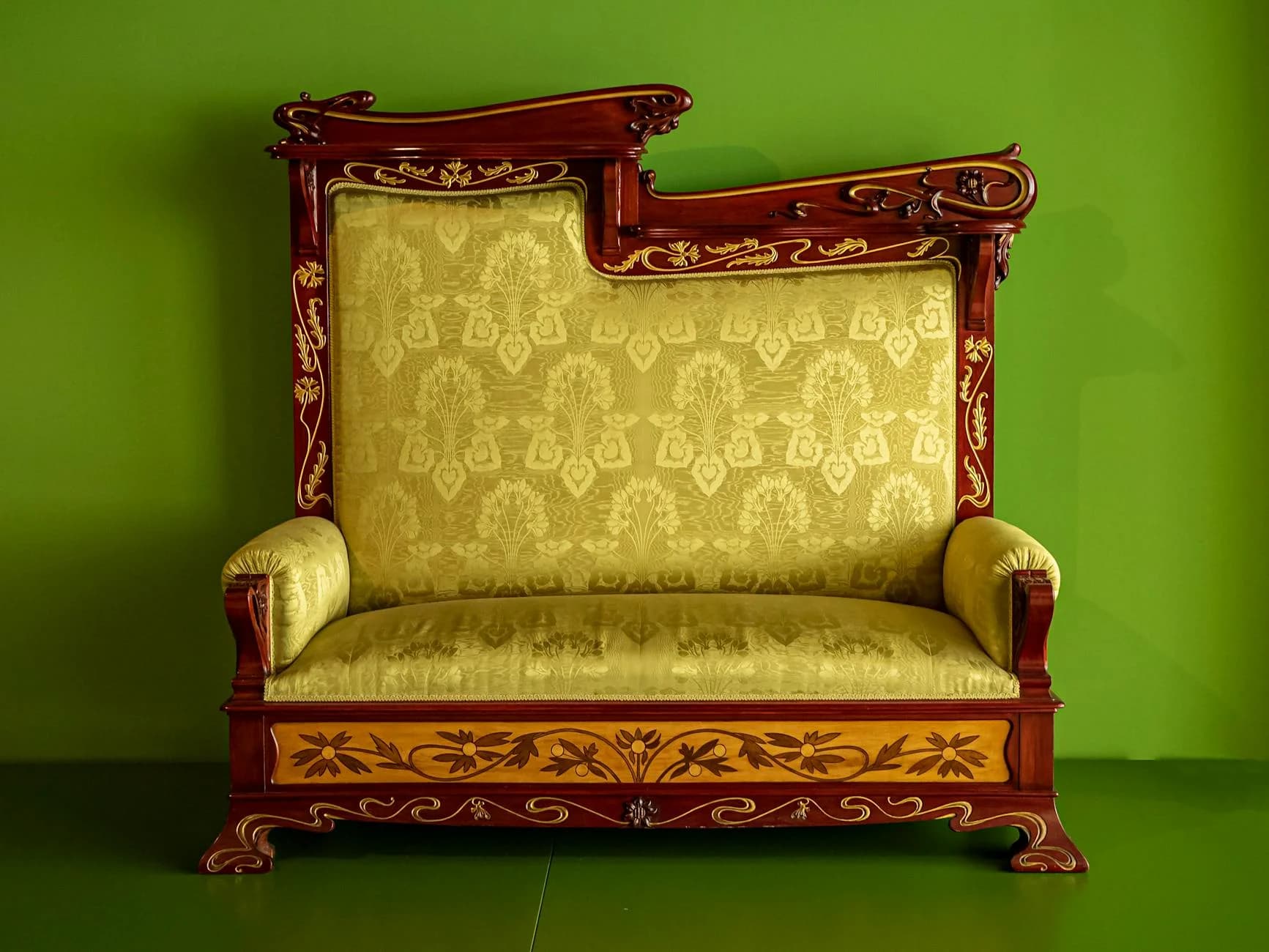 A Beautifully Ornamented Vintage Sofa Wi 5
