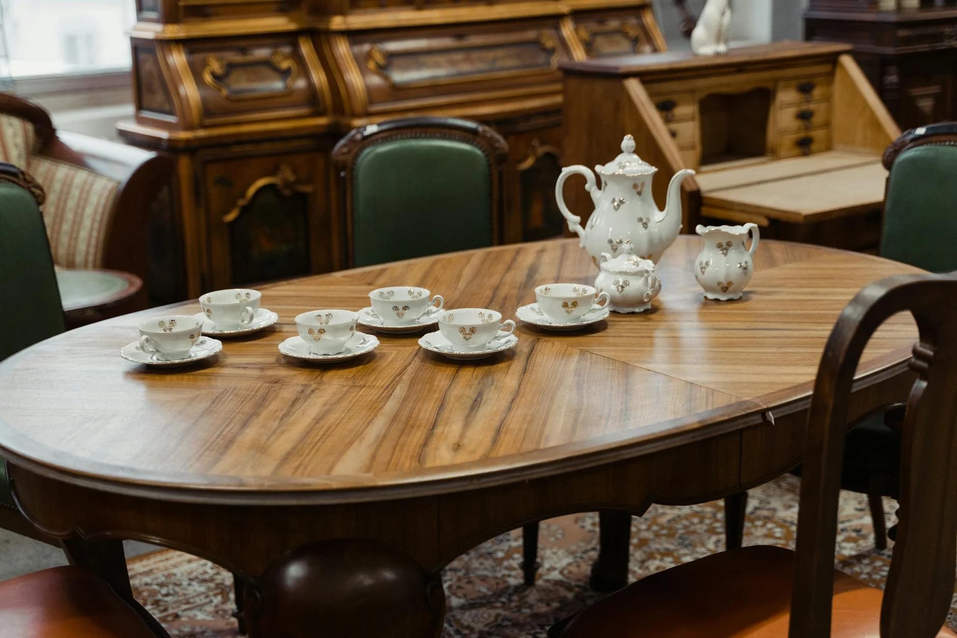 Vintage Dining Table Featuring An Elegan 2