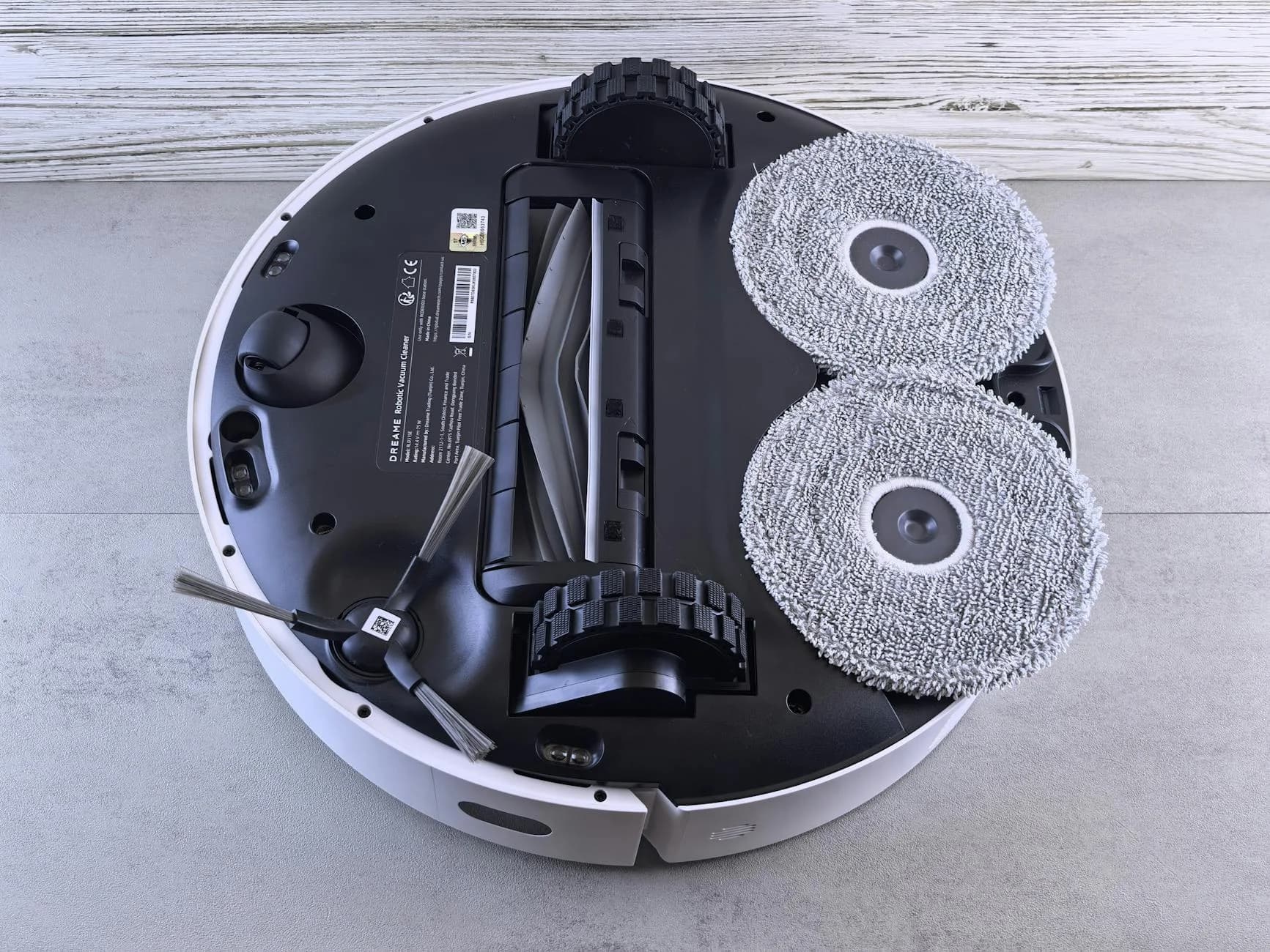 Detailed View Of A Robotic Vacuum Cleane 2