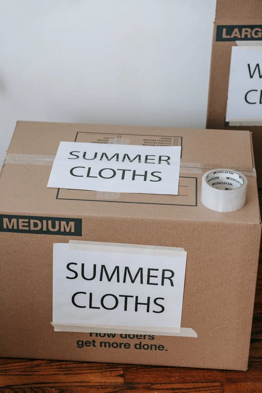 Labeled Cardboard Boxes For Summer Cloth 3