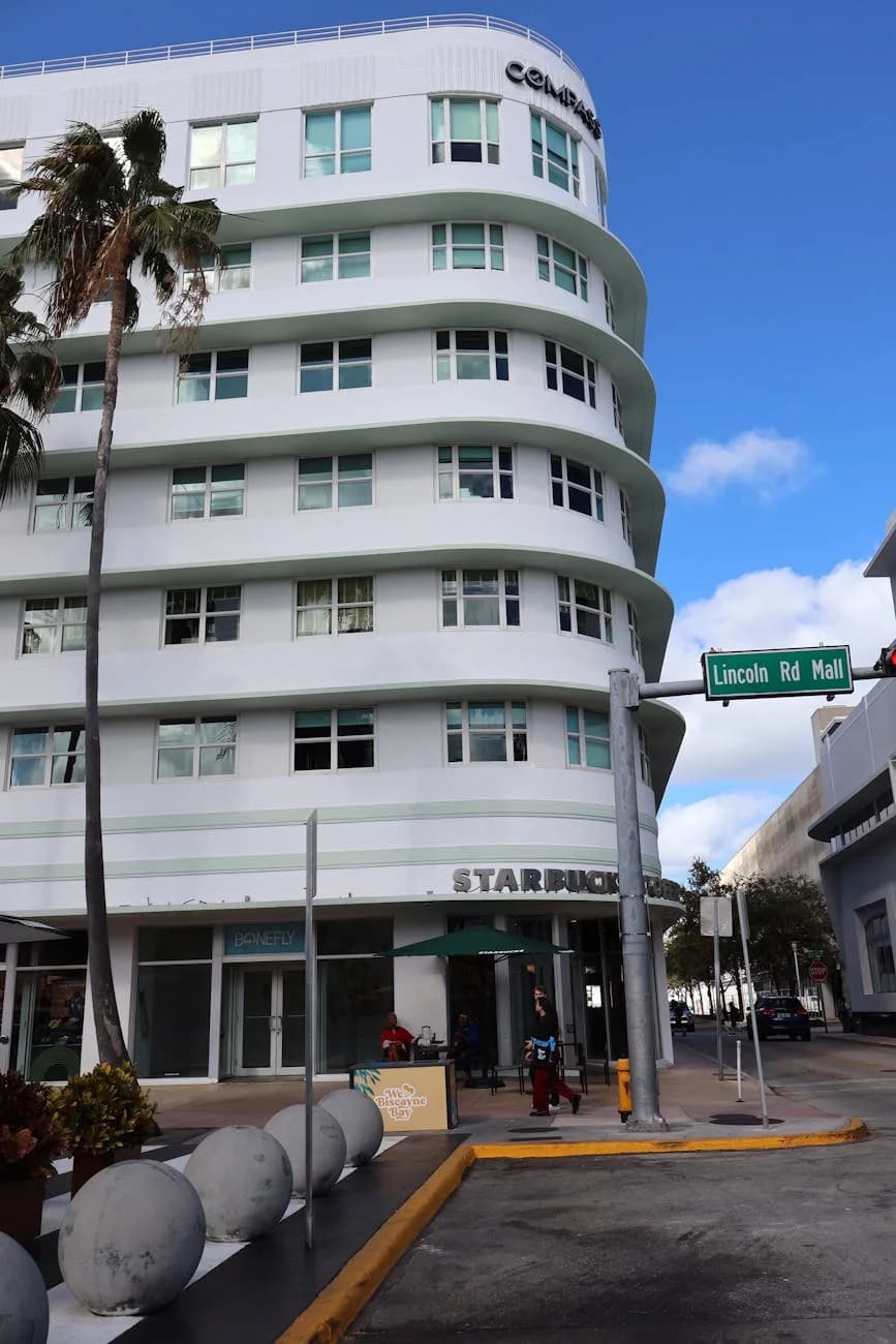 9 Legendary Buildings That Define Miami